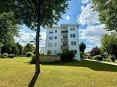 Hausansicht mit Garten 3 - 3-Zimmer Wohnung in Top-Lage im Neu-Ulmer Wiley