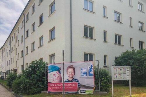 Hausansicht - 3 Zimmer Etagenwohnung in Chemnitz