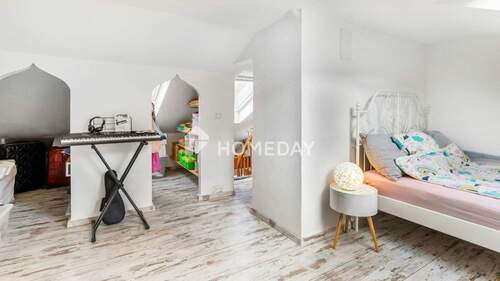 DG Kinderzimmer 1 2 - 