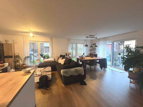 Wohnzimmer - 3 Zimmer Etagenwohnung in Egmating