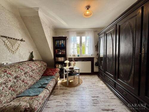 Kinder- / Homeoffice Zimmer - 