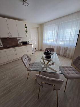 Küche - **Schöne Dreiraumwohnung mit Balkon und Einbauküche im TOPZUSTAND, KAUFEN statt mieten!!***