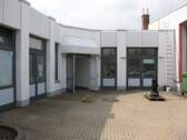Eingangsbereich linke Tür - Büro mit 232,00 m&sup2; in Fuldabrück zur Miete