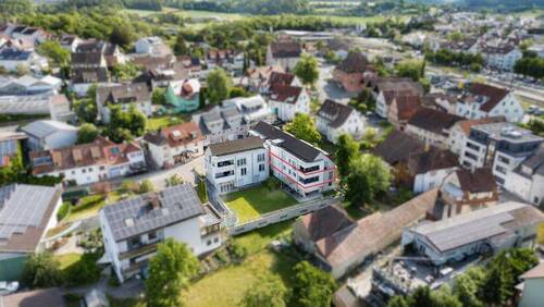 Drohnenaufnahme - 110 m² Wohnqualität in zentraler Lage von Engen