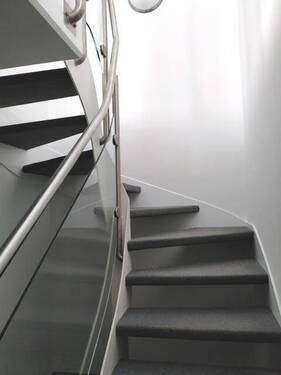 Treppenabgang in den Keller - 