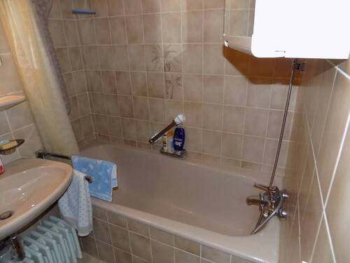 0404 Bad mit Wanne.jpg - 