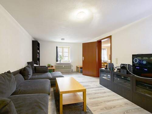 Wohnung 2 Wohnbereich Ansicht 1 - 2 Zimmer Etagenwohnung in Karlsruhe / Durlach