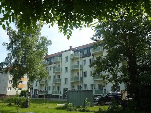 Hausansicht - Sonnige Wohnung mit Flair in Markkleeberg!
