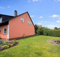 Geräumiges Familienhaus mit Terrasse in Veitsbronn