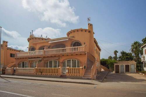 Bild 1 - 8289DEN Erdgeschosswohnung zum Verkauf in Denia, ganz in der Nähe des Zentrums, Las Rotas und des Yachthafens.