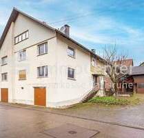 Sanierungsobjekt mit Potential: Zweifamilienhaus, großes Grundstück und viel Platz für Handwerk - Marxzell / Burbach