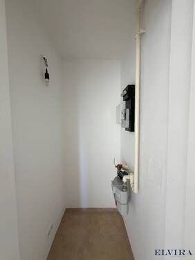 Abstellkammer - 