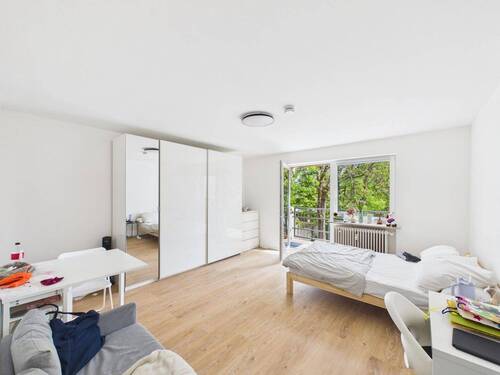 Wohnung 1. OG frisch saniert - 