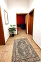 Flur im EG - 5 Zimmer Mehrfamilienhaus, Wohnhaus in Echzell