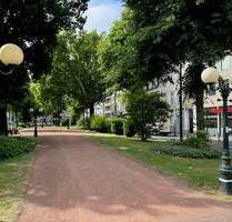 Mitten im Zentrum - Modernisiertes Wohn-Geschäftshaus in Krefeld