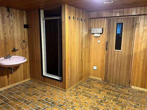 Sauna und Dusche - 