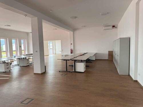 IMG_0139.jpg - Büro mit 371,90 m&sup2; in Schauenburg zur Miete