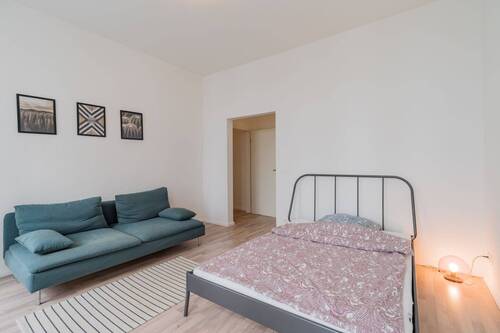 Zimmer II - Charmantes möbliertes Apartment im Herzen des Gleimviertels