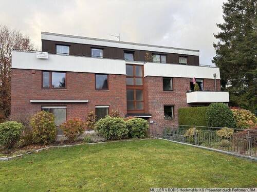 Ansicht des Hauses - Ruhige 3-Zimmer-Penthouse-ETW mit Tiefgaragenplatz!