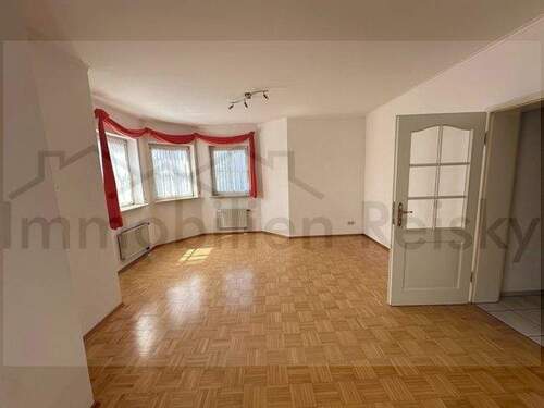 48cd5e5f-5081-4c25-8100-d269061abbdf - 