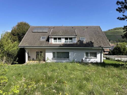 Gartenseite - 9 Zimmer Einfamilienhaus zum Kaufen in Müllheim