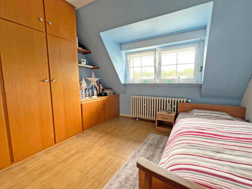 Schlafzimmer 1 DG - 