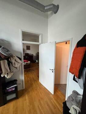 9 SZi mit Zugang zum WoZi und Bad 1 - 