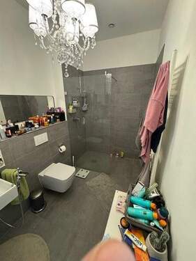 10 Bad 1 mit barrierefreier Du - 