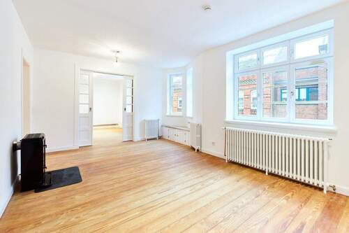 Whg. 1. OG - Wohnbereich - 8 Zimmer Mehrfamilienhaus, Wohnhaus in Winsen (Luhe)