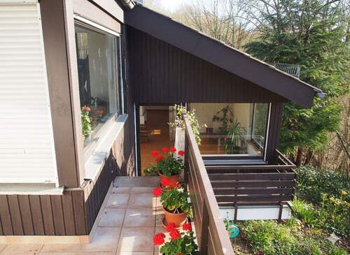 Blick zur Terrasse / Garten - 