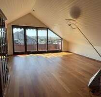 3,5-Zimmer-DG-Wohnung in Flein mit großartiger Aussicht inkl. Garage