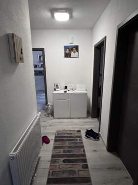 Flur - Einfamilienhaus mit 125,00 m&sup2; in Trostberg zum Kaufen