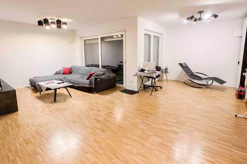 Offener Wohn- und Essbereich - 2 Zimmer Etagenwohnung zum Kaufen in Bielefeld