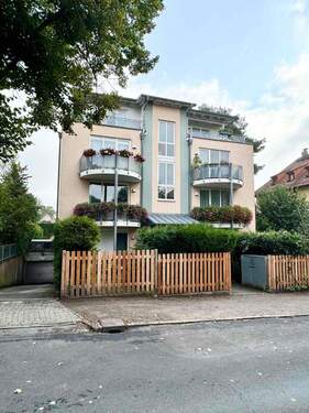 Außenansicht - 2 Zimmer Etagenwohnung zum Kaufen in Radebeul