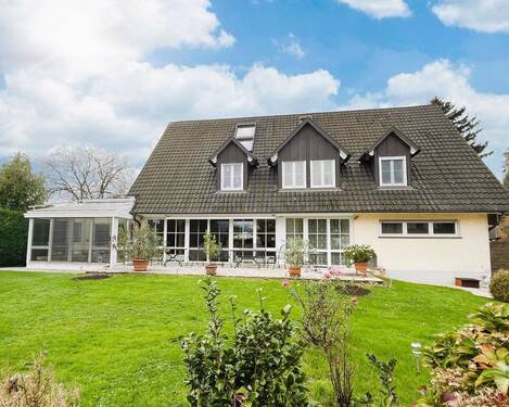 Außenansicht_Garten (3).jpg - 1 Zimmer Mehrfamilienhaus, Wohnhaus zum Kaufen in Bühl