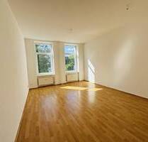 Bezugsfreie Altbauwohnung mit Balkon zum ruhigen Innenhof nahe S-Bhf Adlershof! - Berlin