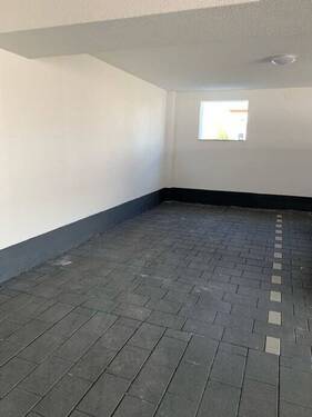 Garagenstellplatz - 