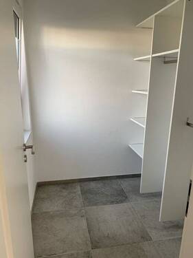 begehbarer Kleiderschrank - 