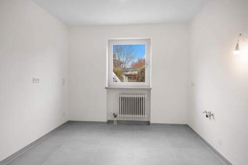 Küche, Platz für eine große EBK - Doppelhaushälfte mit 166,40 m² in München zur Miete