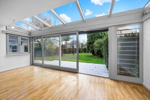 Wintergarten mit Dachjalousie - 