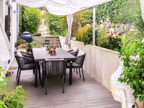Terrasse im Sommer - 