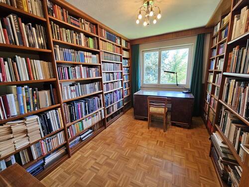 Bibliothek - 