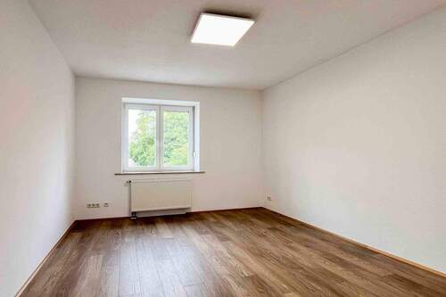 Schlafzimmer 1. OG - 