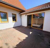 Wüsting: 2-Zimmer-Erdgeschosswohnung mit Terrasse und Carport - Hude Wüsting/Wraggenort