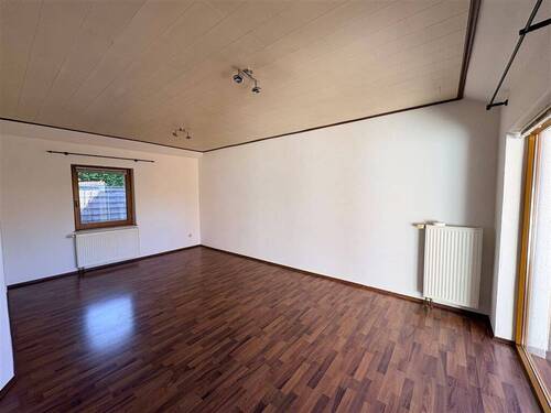 Wohnzimmer - Etagenwohnung mit 48,00 m&sup2; in Hude zur Miete