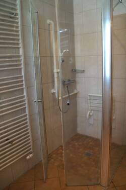 Badezimmer Erdgeschoss - 