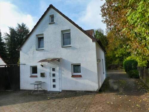 Eingang zum Dachgeschoss - 7 Zimmer Mehrfamilienhaus, Wohnhaus in Rödinghausen