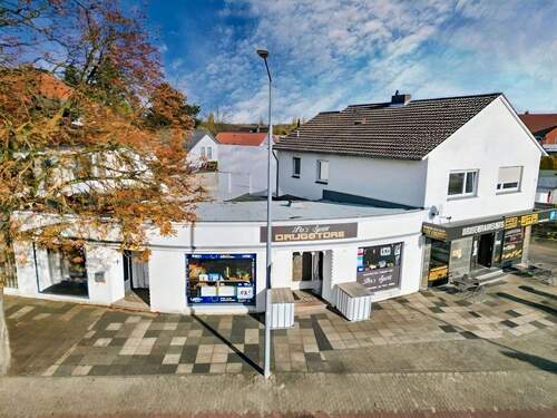 Außenansicht - Zentrales Wohn- und Geschäftshaus mit vielseitiger Nutzung