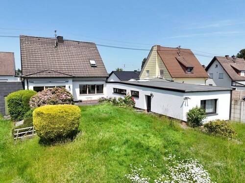 Rückansicht - Mehrfamilienhaus, Wohnhaus mit 224,00 m&sup2; in Ransbach-Baumbach zum Kaufen