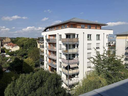 Blick - 5 Zimmer Etagenwohnung zum Kaufen in Offenbach